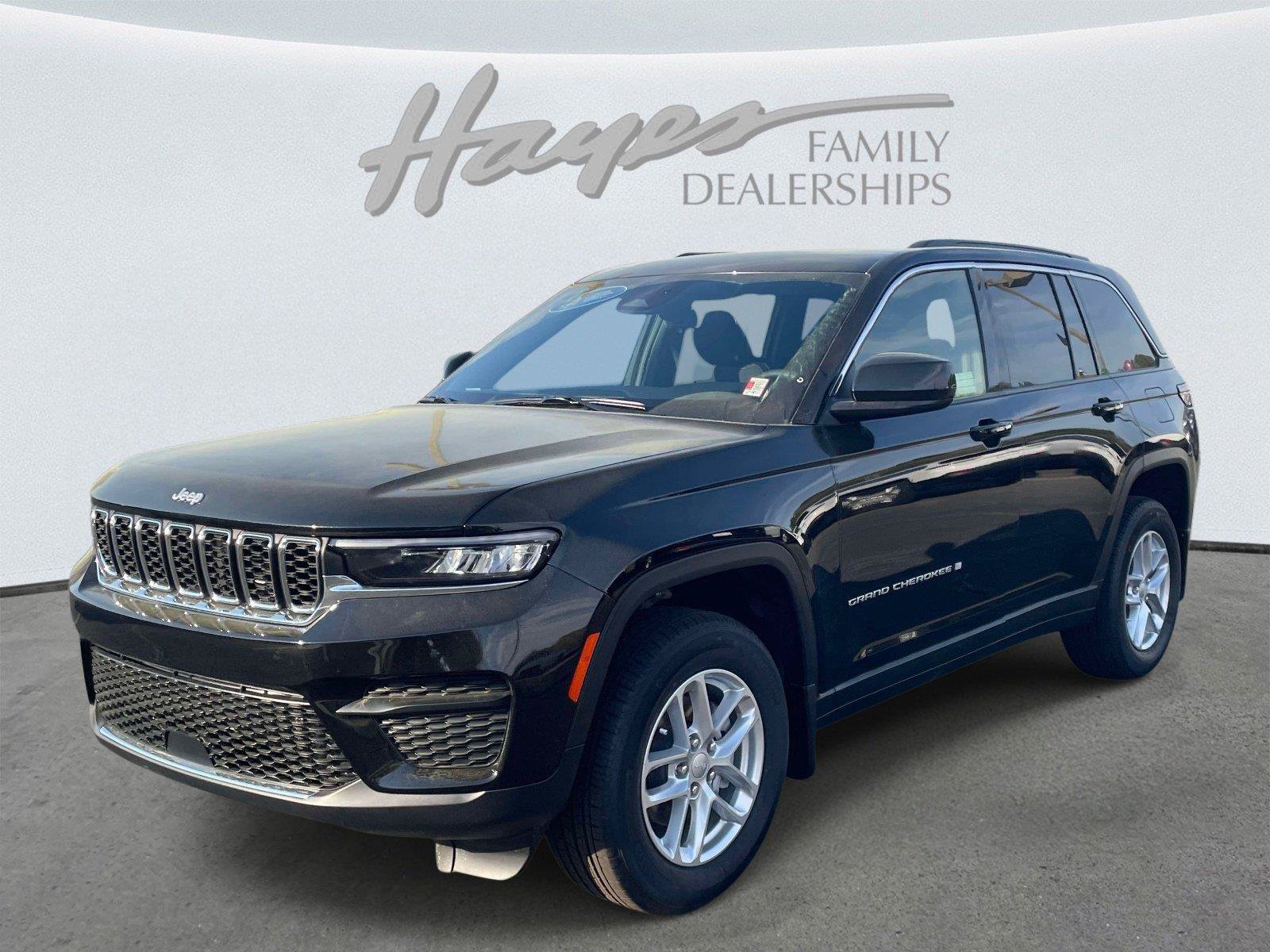 New 2026 Jeep Grand Cherokee Laredo X RWD image 7