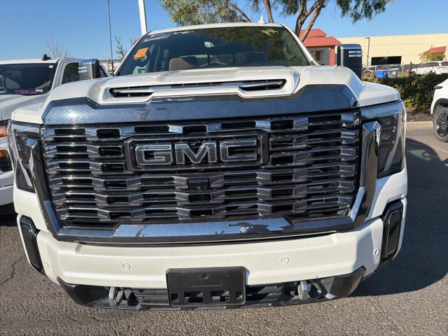 Used 2024 GMC Sierra 3500 Denali Ultimate image 14