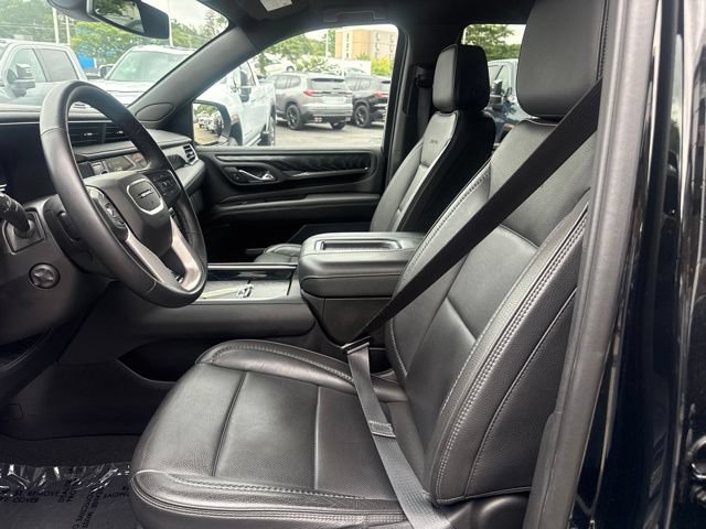 Used 2023 GMC Yukon Denali AWD/4WD image 16