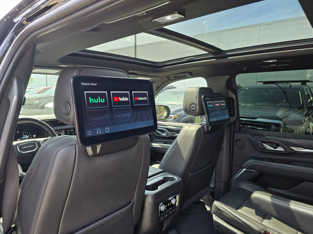 Used 2023 GMC Yukon XL Denali w/ Denali Reserve Package AWD/4WD image 22