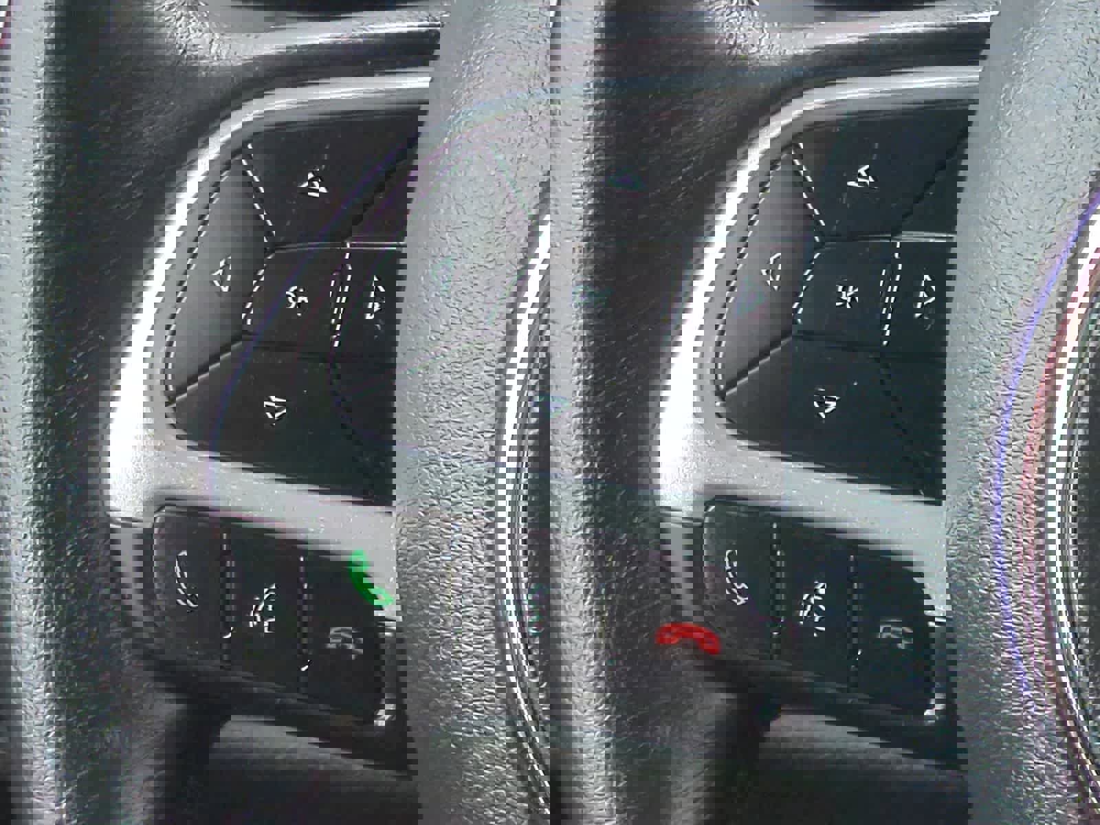 Used 2020 Jeep Renegade Latitude w/ Cold Weather Group AWD/4WD image 23