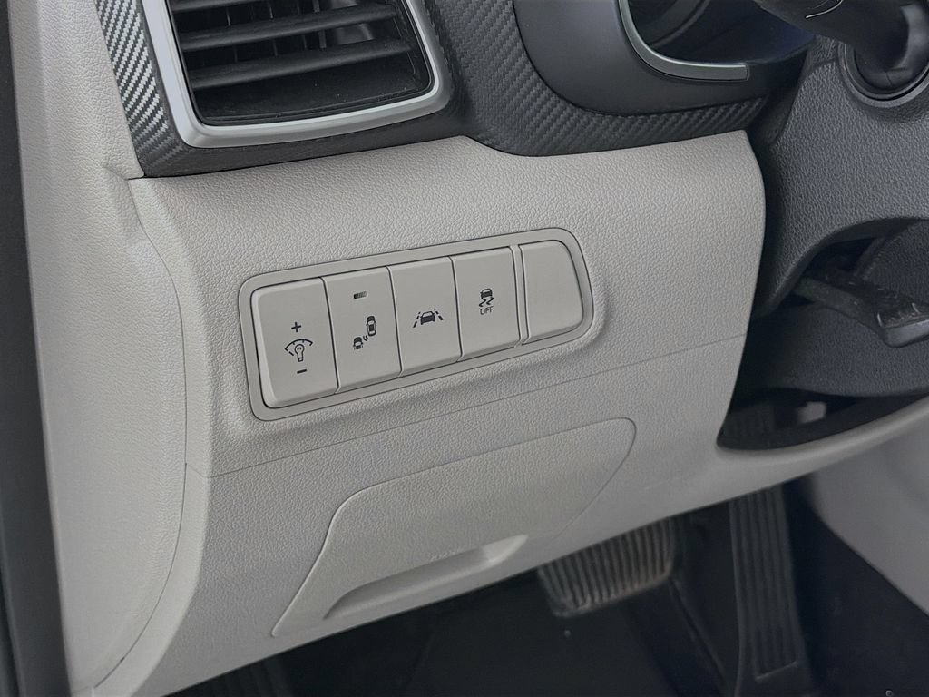 Used 2020 Hyundai Tucson Value FWD image 12