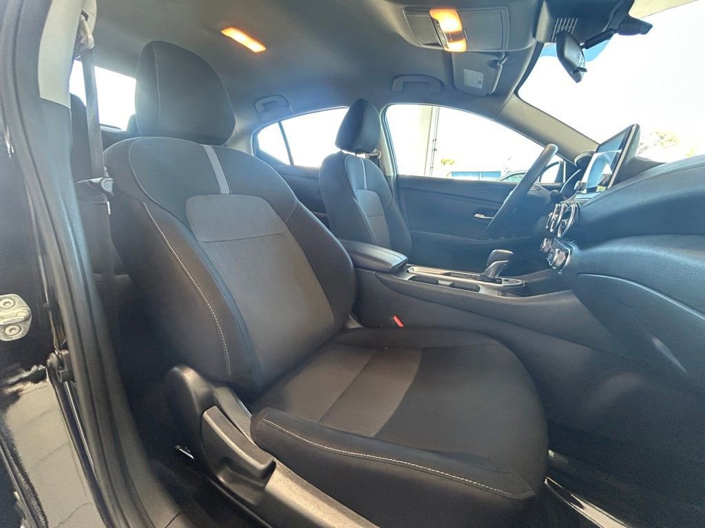 Used 2024 Nissan Sentra SV image 25
