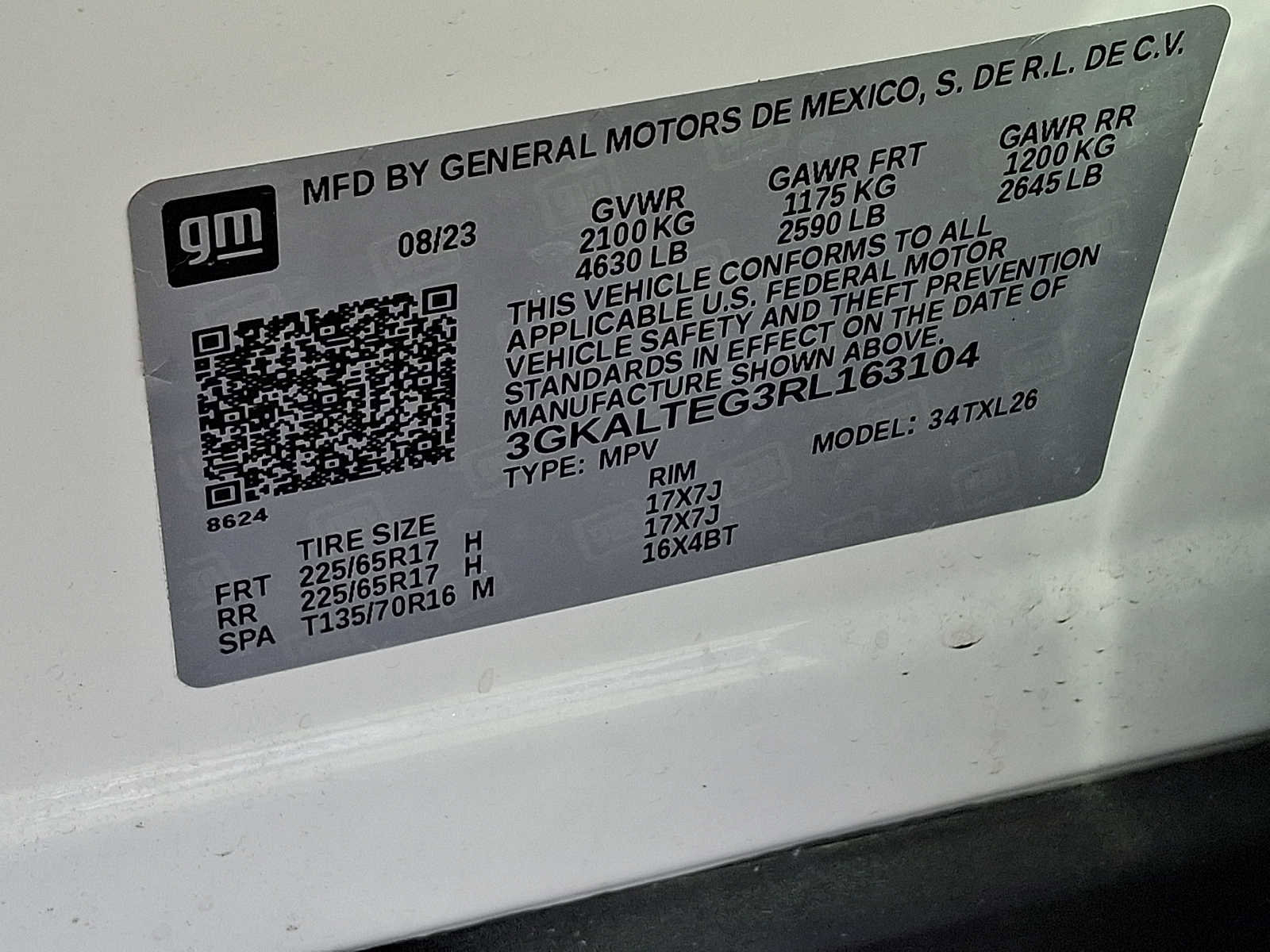 Used 2024 GMC Terrain SLE w/ Driver Convenience Package image 26