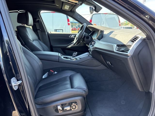 Used 2022 BMW X6 xDrive40i AWD/4WD image 14