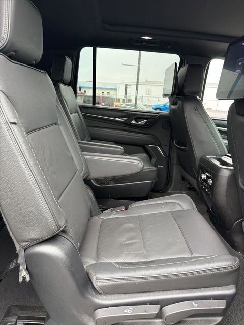 Used 2023 GMC Yukon XL Denali w/ Denali Reserve Package AWD/4WD image 25