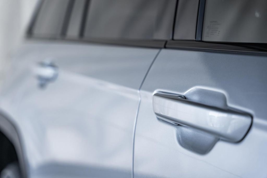 New 2025 Jeep Grand Cherokee Altitude image 15