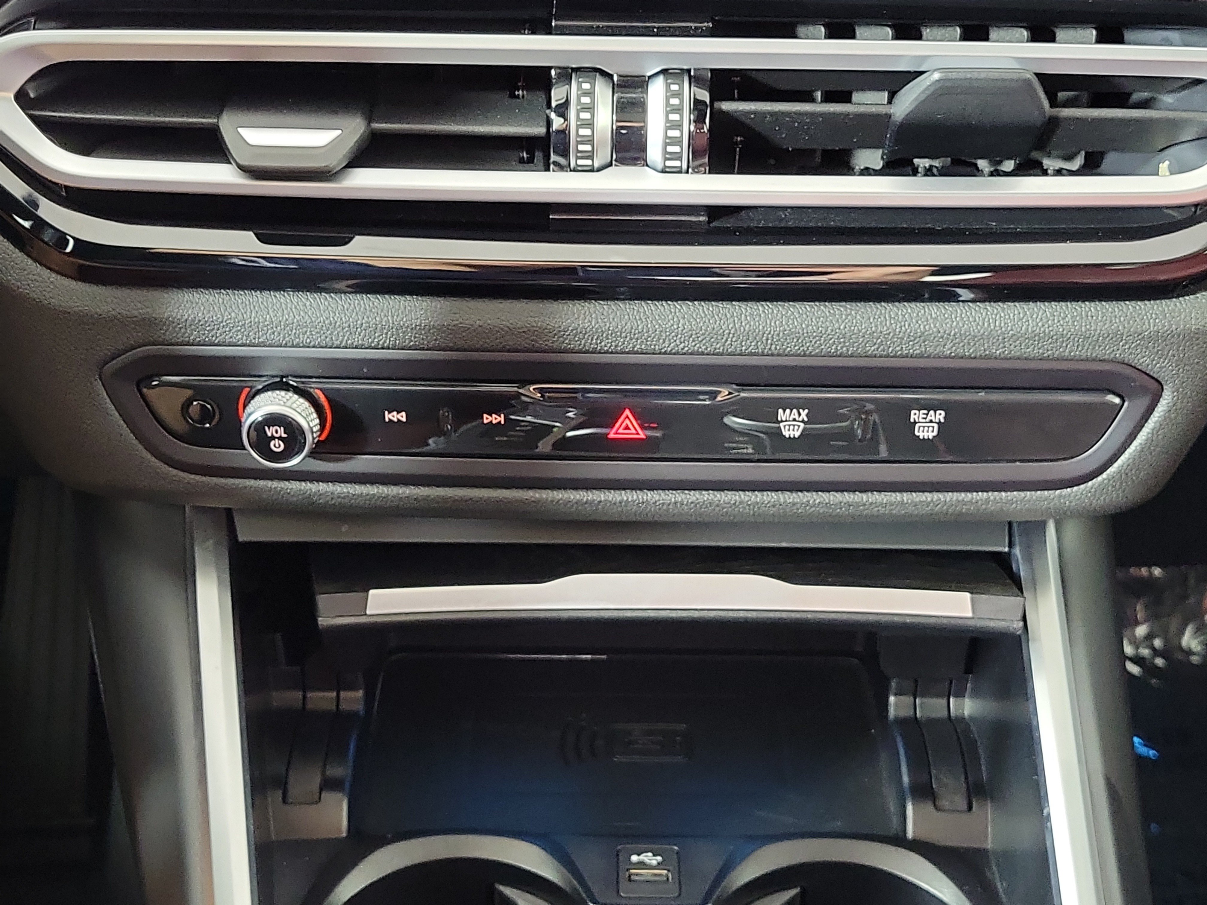 Certified 2023 BMW 330e xDrive AWD/4WD image 21