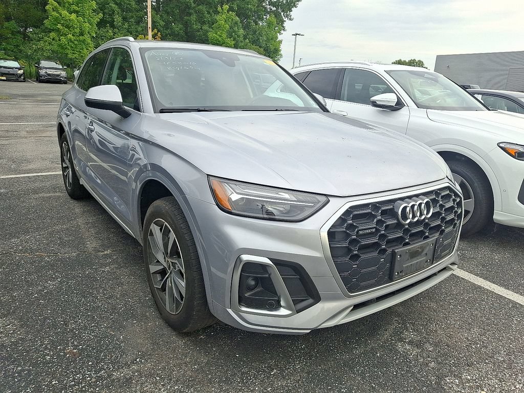 Certified 2023 Audi Q5 2.0T Premium w/ Convenience Package AWD/4WD image 3