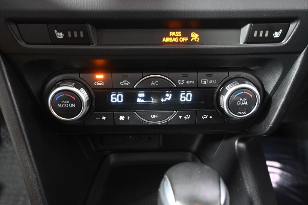 Used 2018 MAZDA MAZDA3 Grand Touring FWD image 31