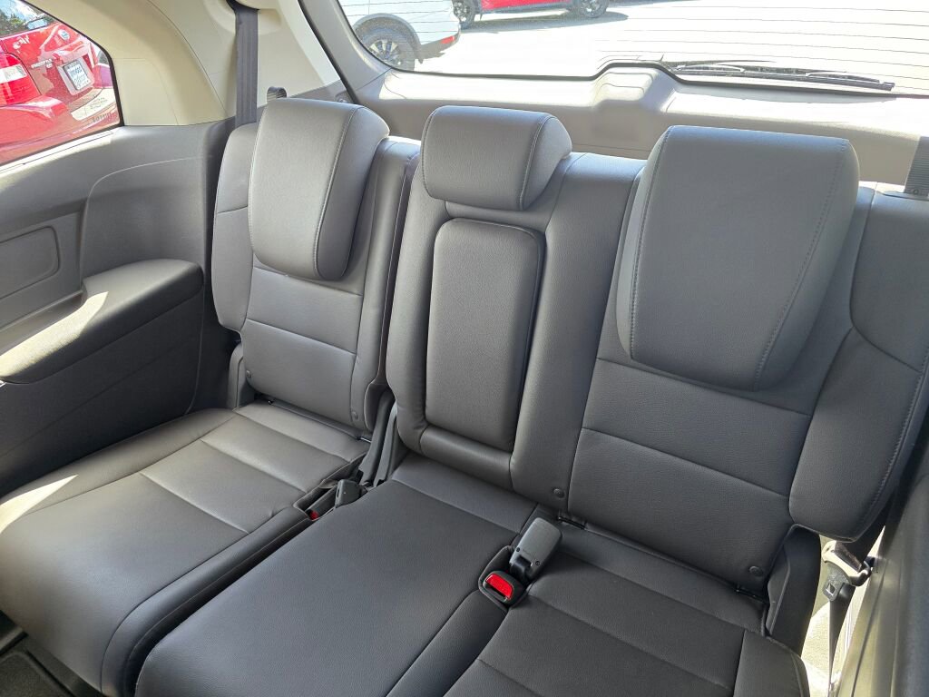 Used 2014 Honda Odyssey Touring image 6