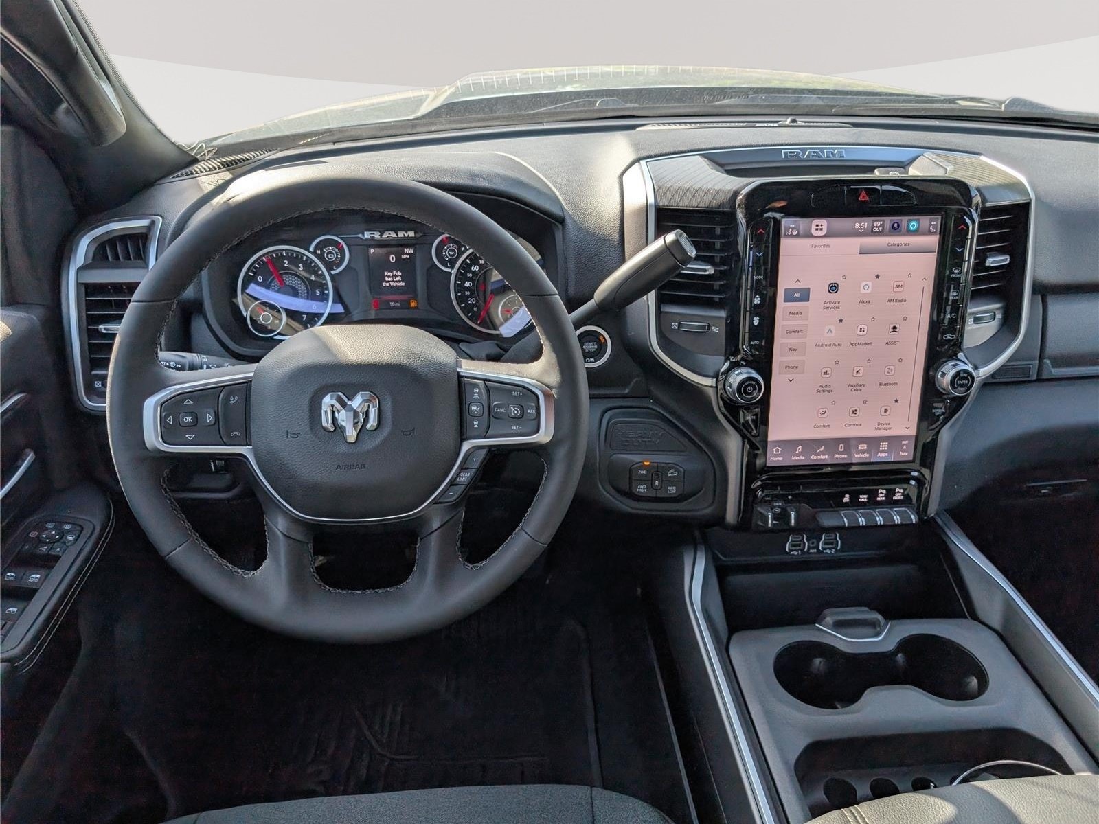 New 2026 RAM 2500 Big Horn AWD/4WD image 13