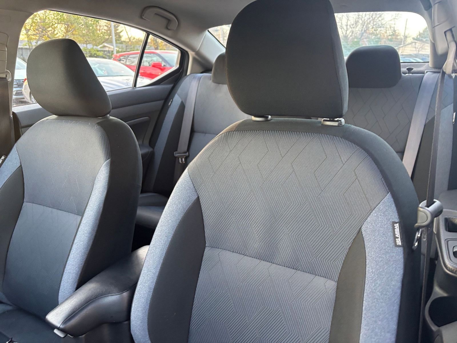 Used 2025 Nissan Versa SV image 34