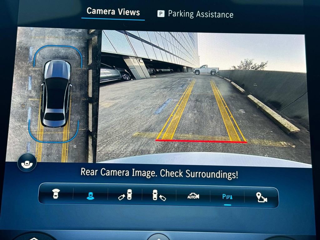 Used 2024 Mercedes-Benz C 300 Sedan image 12