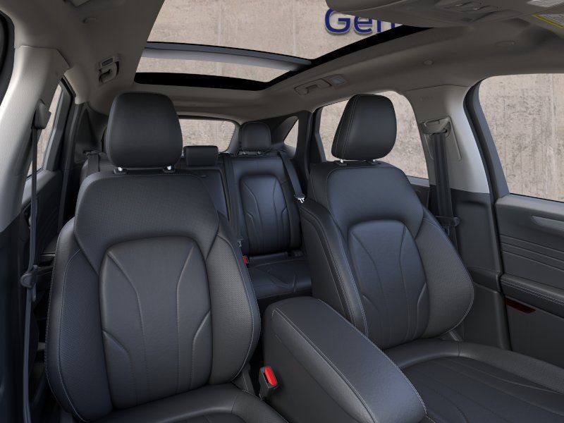 Used 2025 Ford Escape SE w/ PHEV Premium Package FWD image 11