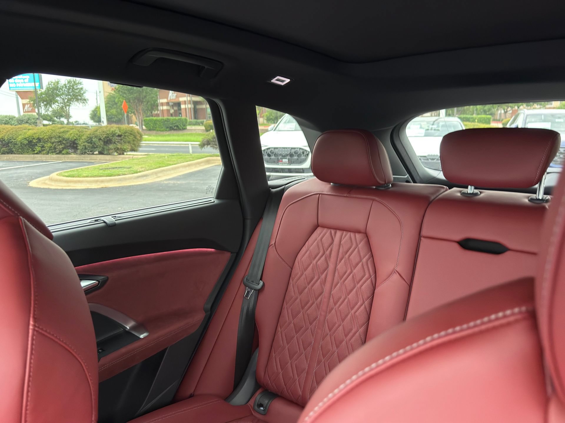 New 2026 Audi SQ5 Prestige AWD/4WD image 17