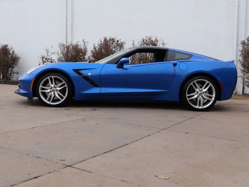 Used 2015 Chevrolet Corvette Stingray Coupe w/ 3LT Preferred Equipment Group image 4