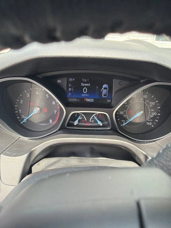Used 2016 Ford Focus Titanium w/ Titanium Cold Weather Package FWD image 3