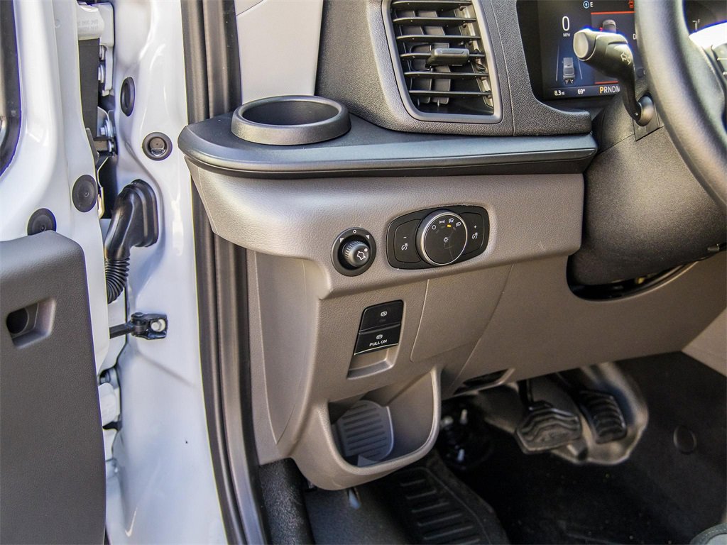 New 2026 Ford Transit 250 148 Medium Roof image 21