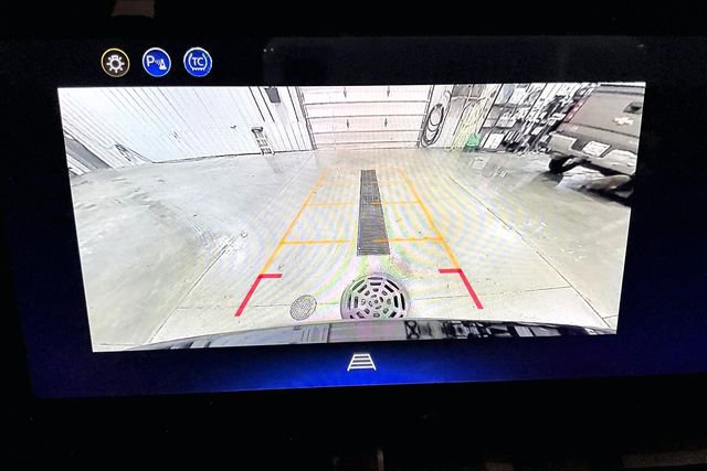 Used 2026 Chevrolet Equinox LT image 23