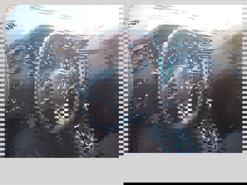 Used 2019 Nissan Rogue SV w/ Premium Package image 8