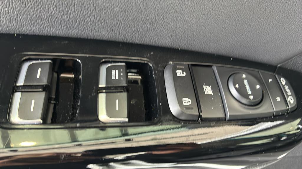 Used 2020 Kia Sportage EX FWD image 21