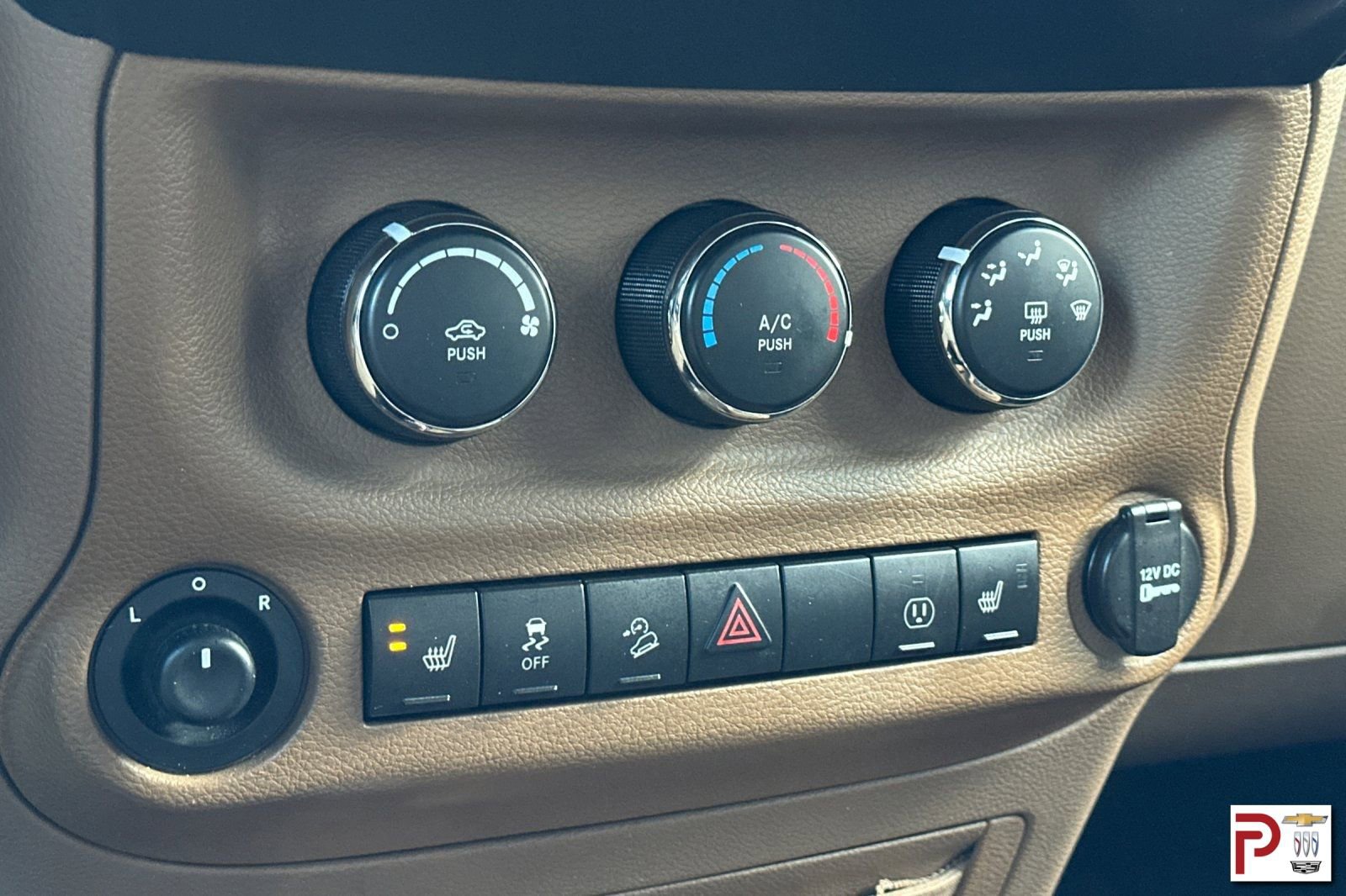 Used 2013 Jeep Wrangler Unlimited Sahara w/ Connectivity Group image 23