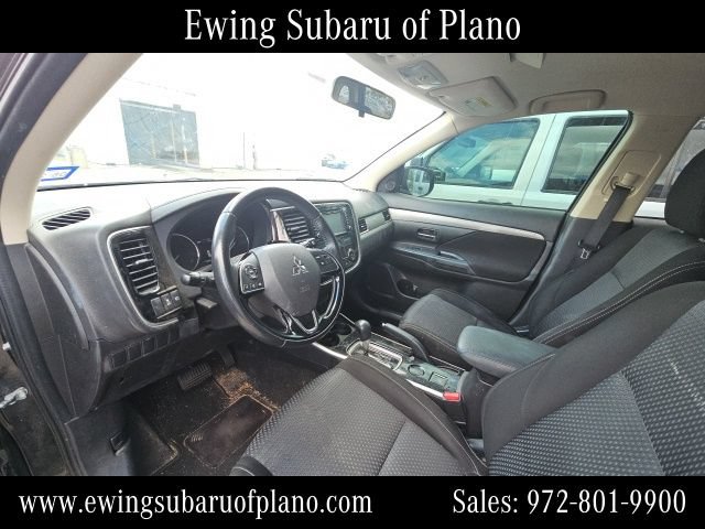 Used 2017 Mitsubishi Outlander ES FWD image 6