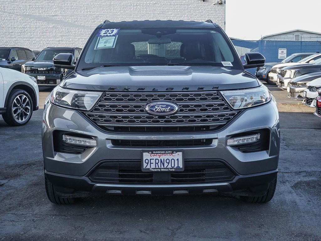 Used 2023 Ford Explorer XLT w/ Equipment Group 202A image 2