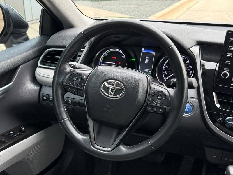 Used 2023 Toyota Camry SE w/ Audio Upgrade Package FWD image 14
