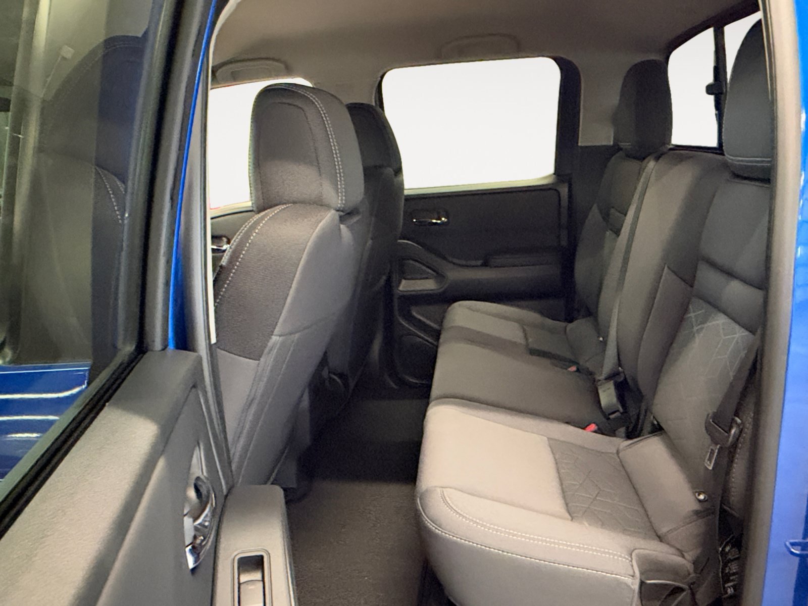 New 2027 Nissan Frontier SV RWD image 23