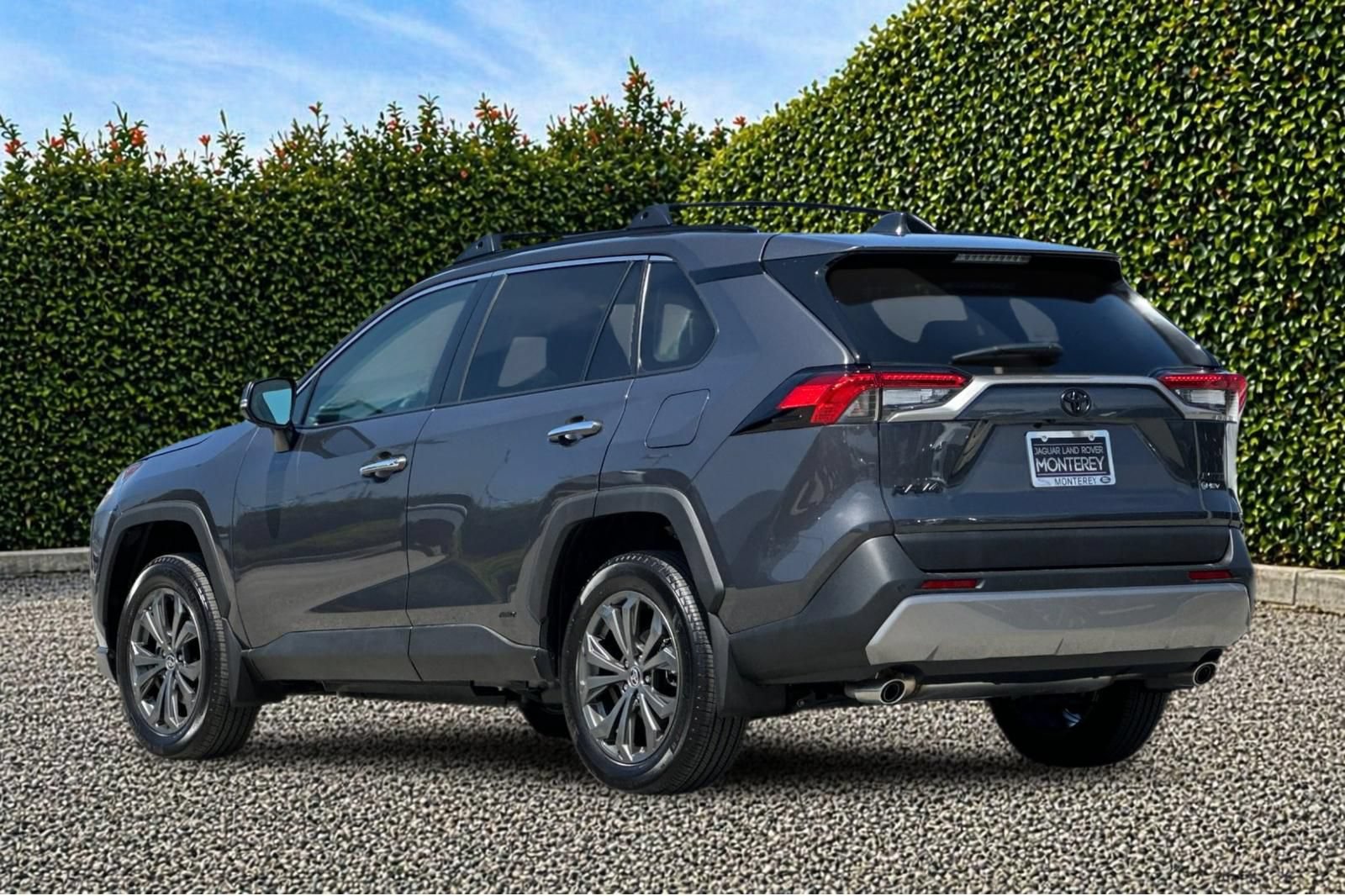 Used 2025 Toyota RAV4 Limited w/ Advanced Technology Package AWD/4WD image 6