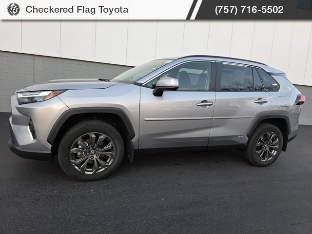 Used 2024 Toyota RAV4 XLE Premium image 2