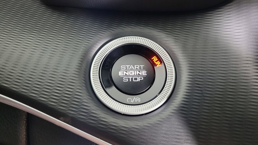 New 2025 Jeep Grand Cherokee Laredo w/ Luxury Tech Group I image 21