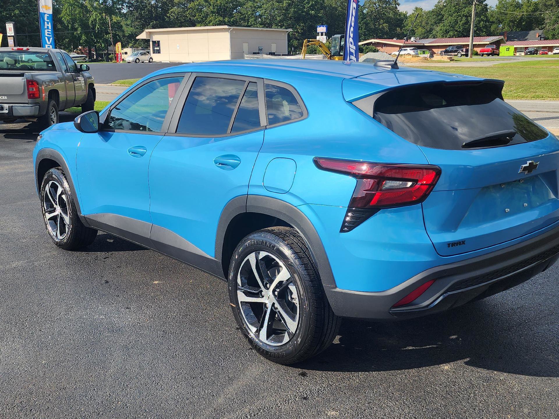 New 2025 Chevrolet Trax RS w/ Driver Confidence Package image 3