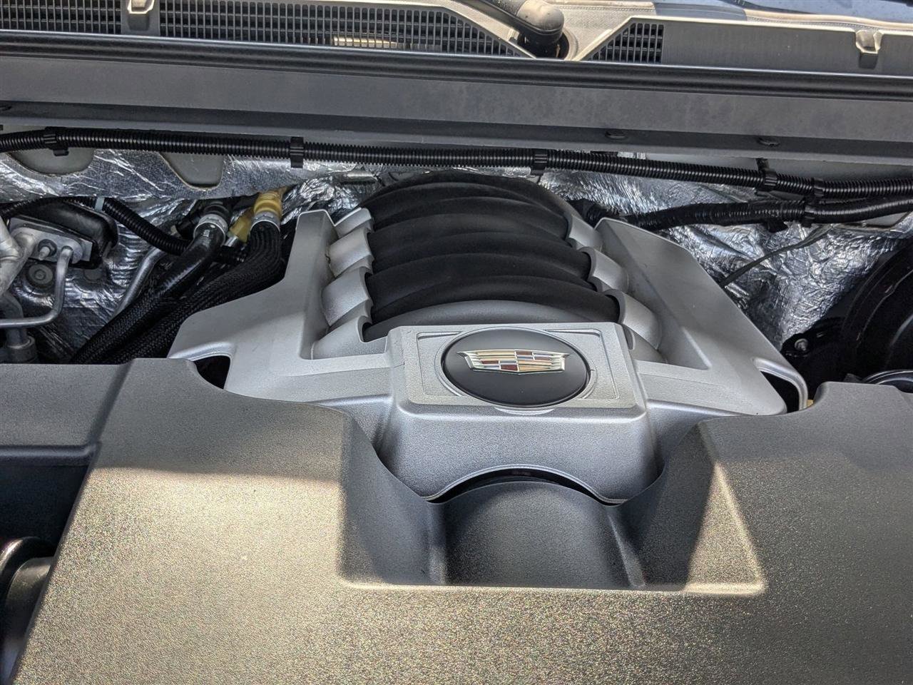 Used 2017 Cadillac Escalade Luxury AWD/4WD image 37