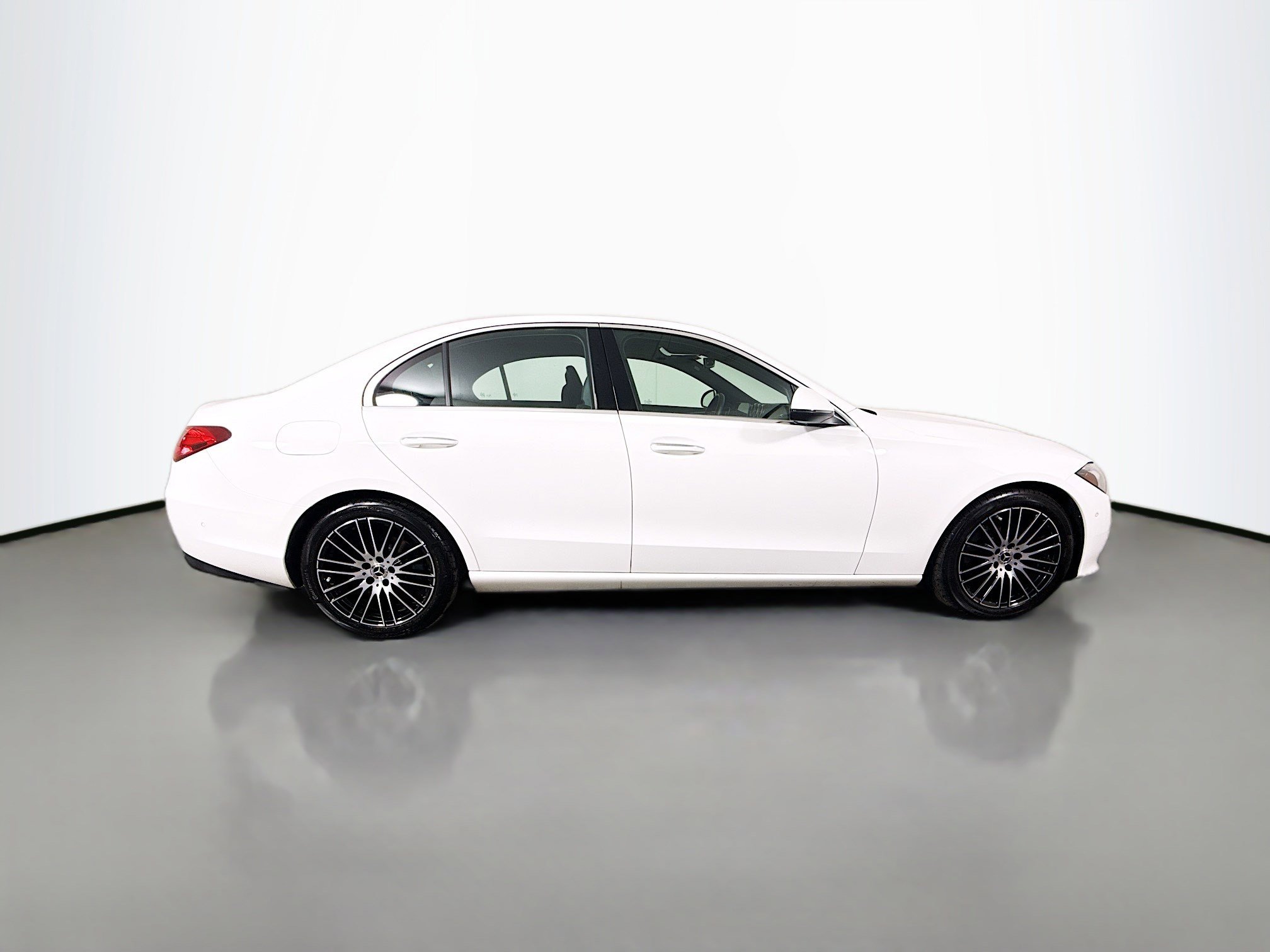 Used 2025 Mercedes-Benz C 300 4MATIC Sedan image 11