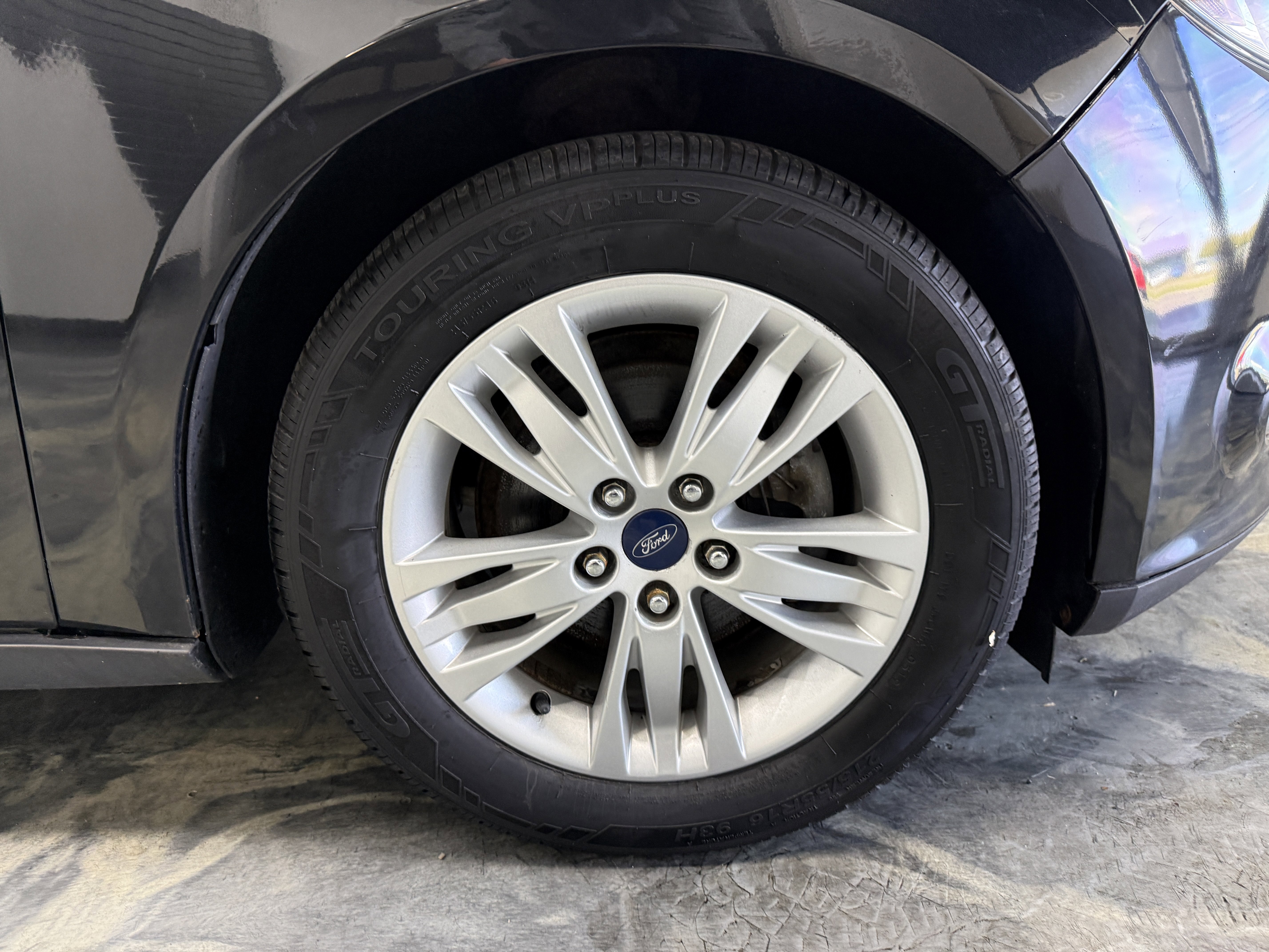Used 2012 Ford Focus SEL FWD image 22