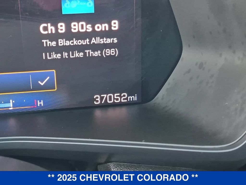 Used 2025 Chevrolet Colorado Trail Boss AWD/4WD image 21