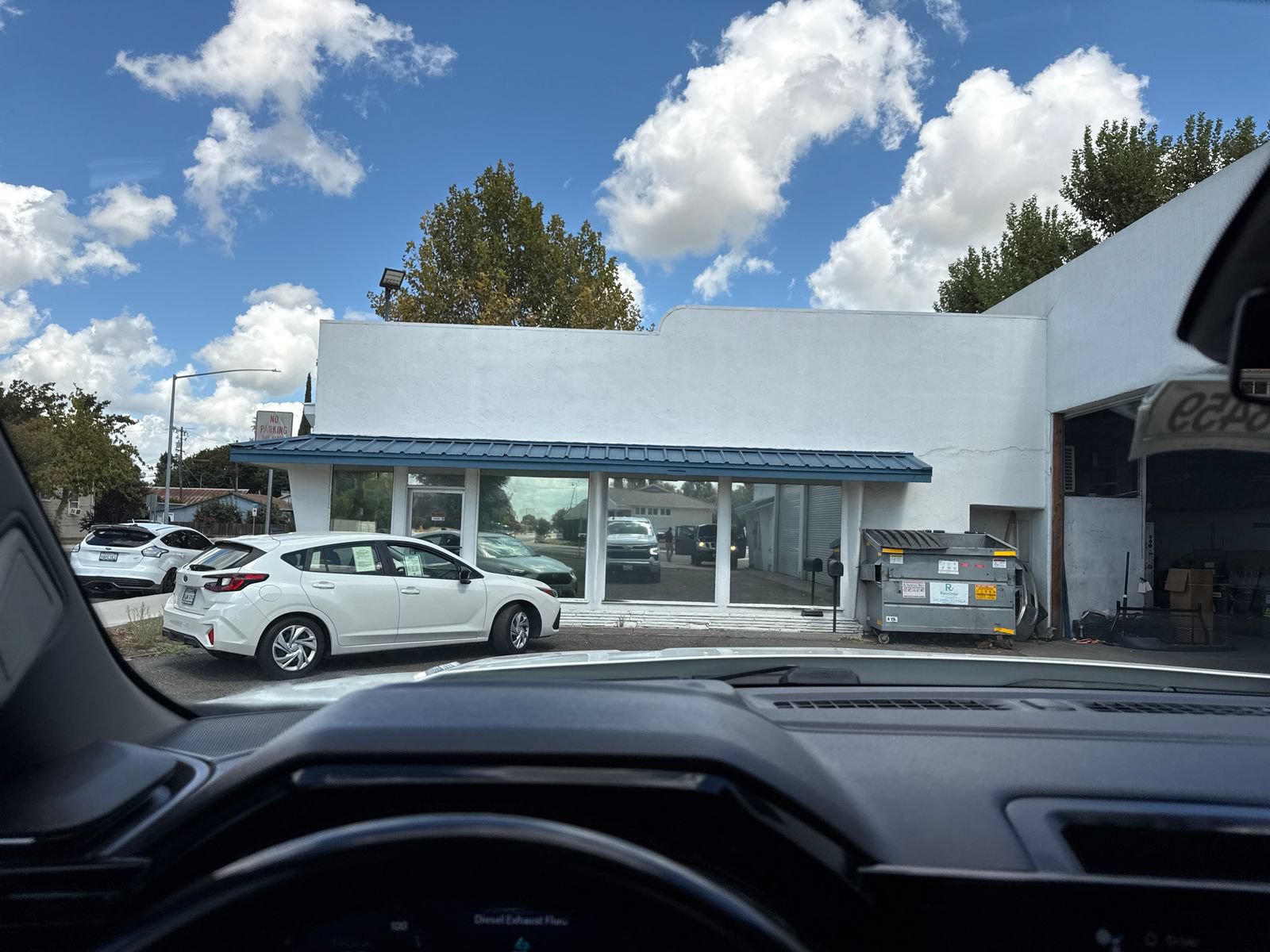 Used 2023 Chevrolet Silverado 1500 LT AWD/4WD image 13