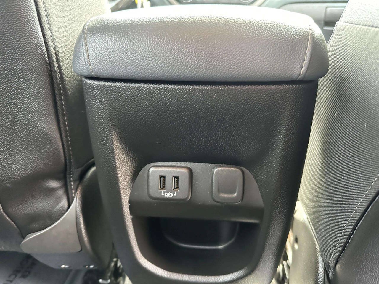 Used 2019 Chevrolet Colorado Z71 AWD/4WD image 20