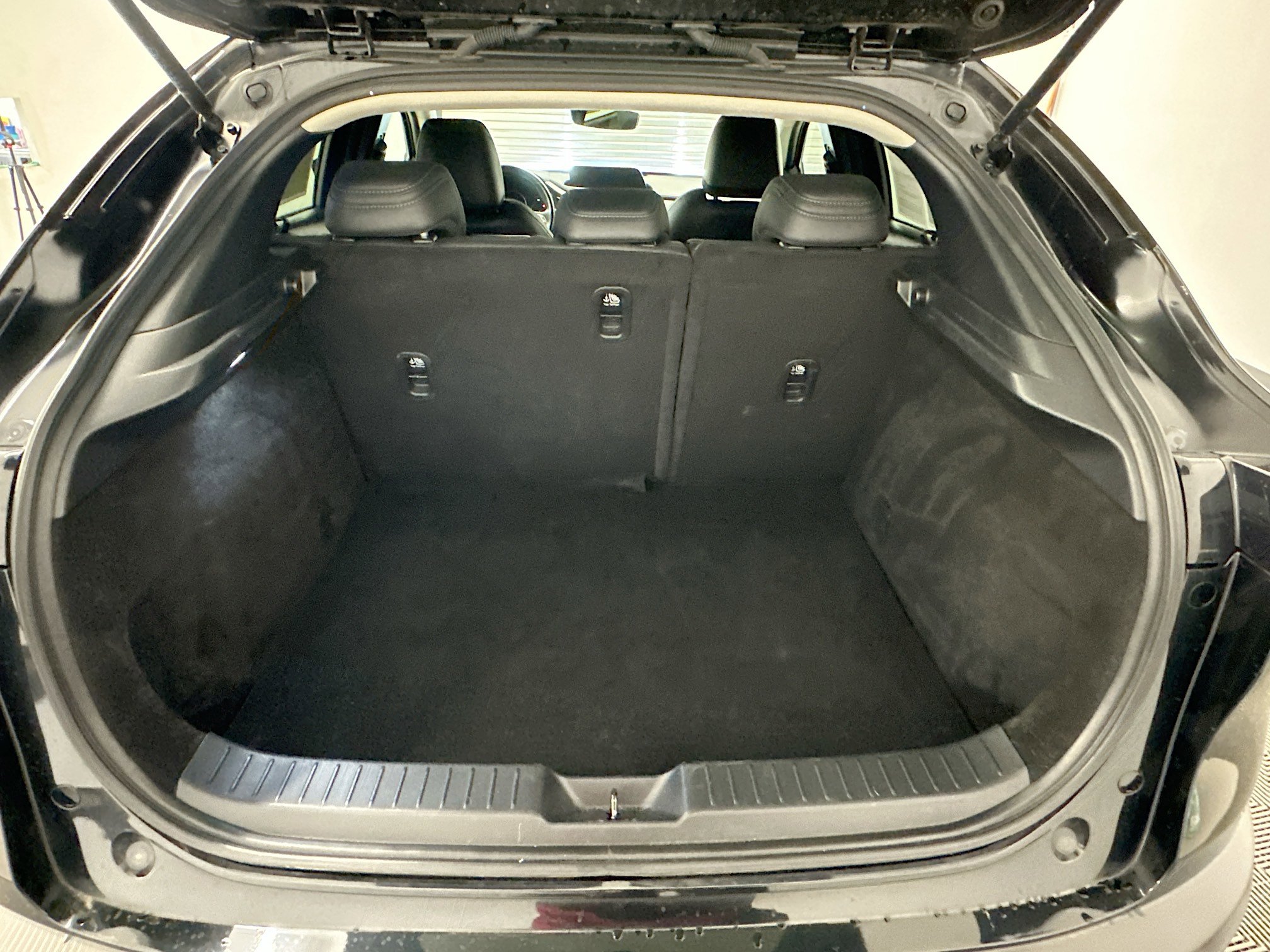 Used 2024 MAZDA CX-30 AWD 2.5 S w/ Select Sport Pkg image 30