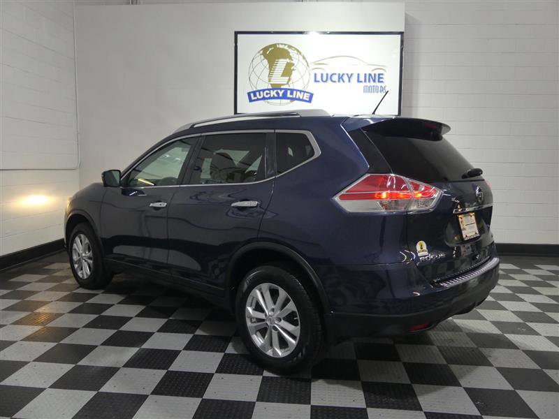 Used 2016 Nissan Rogue SV w/ SV Premium Package image 11