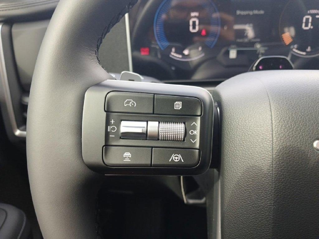New 2026 Hyundai Santa Fe SEL FWD image 16