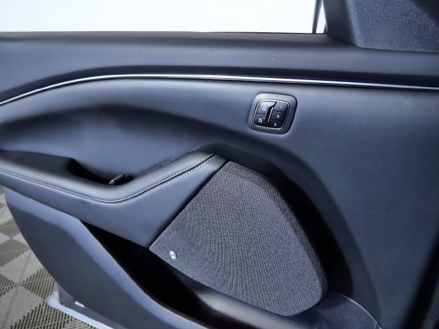 Used 2023 Ford Mustang Mach-E Premium AWD/4WD image 27