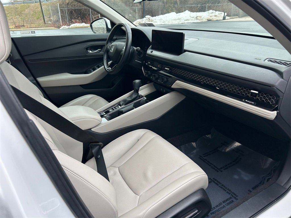 Used 2023 Honda Accord EX-L image 18