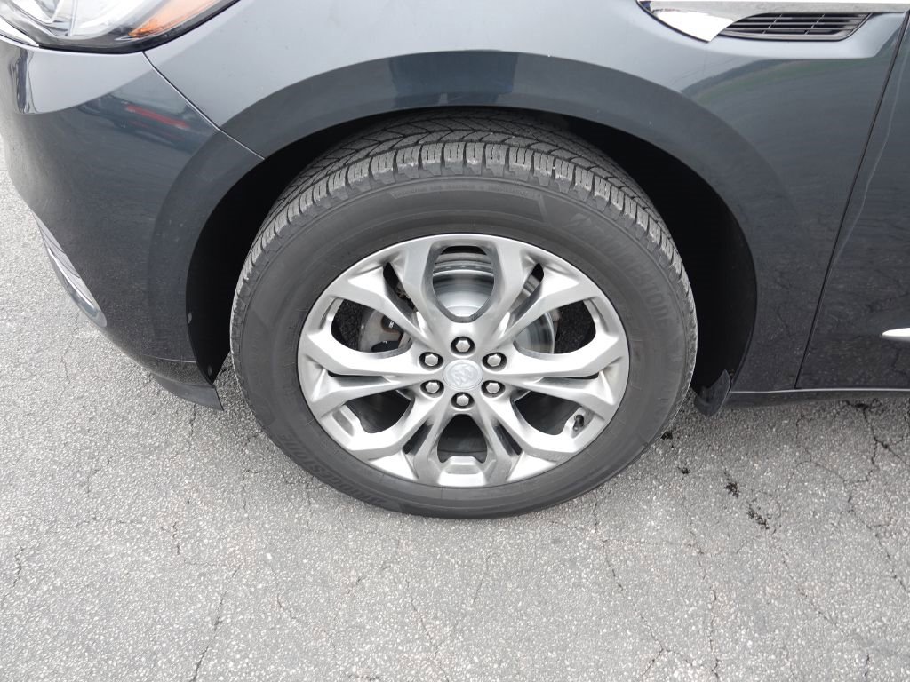 Used 2019 Buick Enclave Avenir image 12