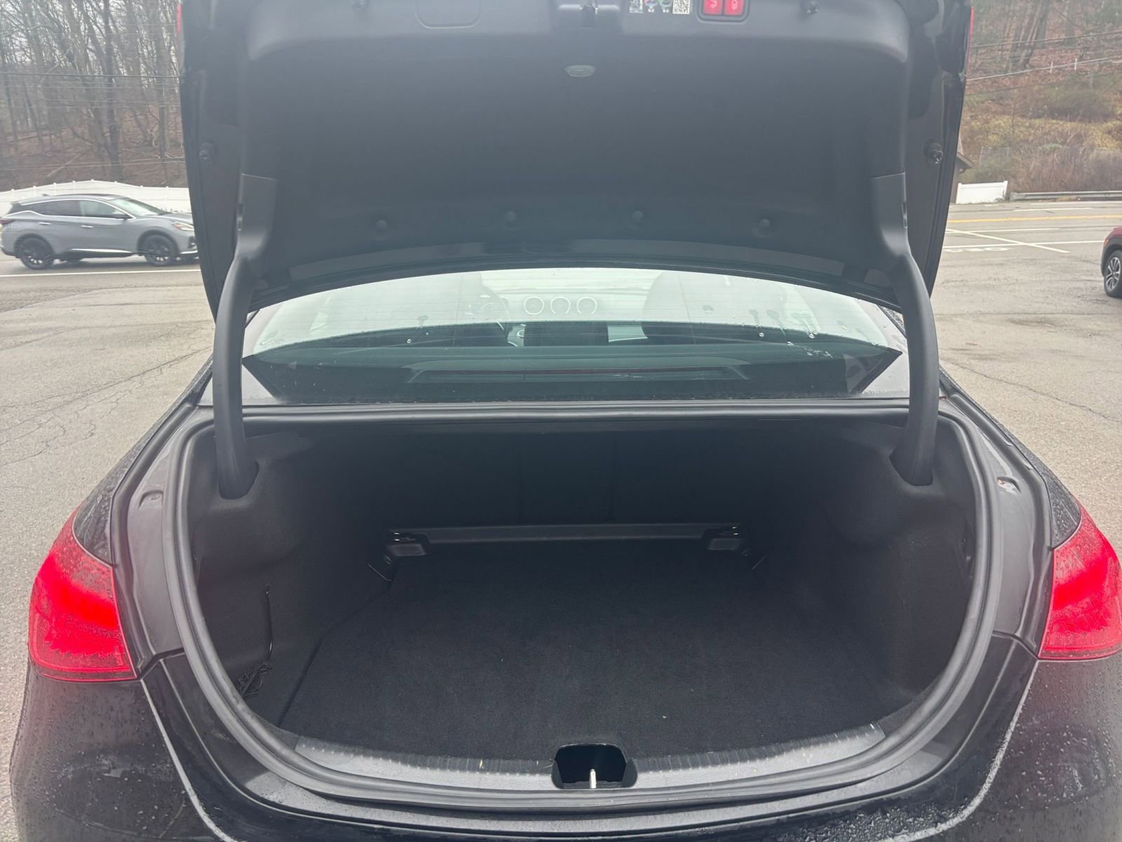 Used 2024 Mercedes-Benz C 300 Sedan image 32