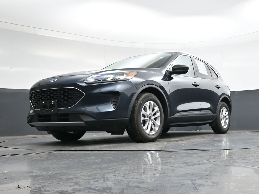 Used 2022 Ford Escape SE w/ Cold Weather Package image 32