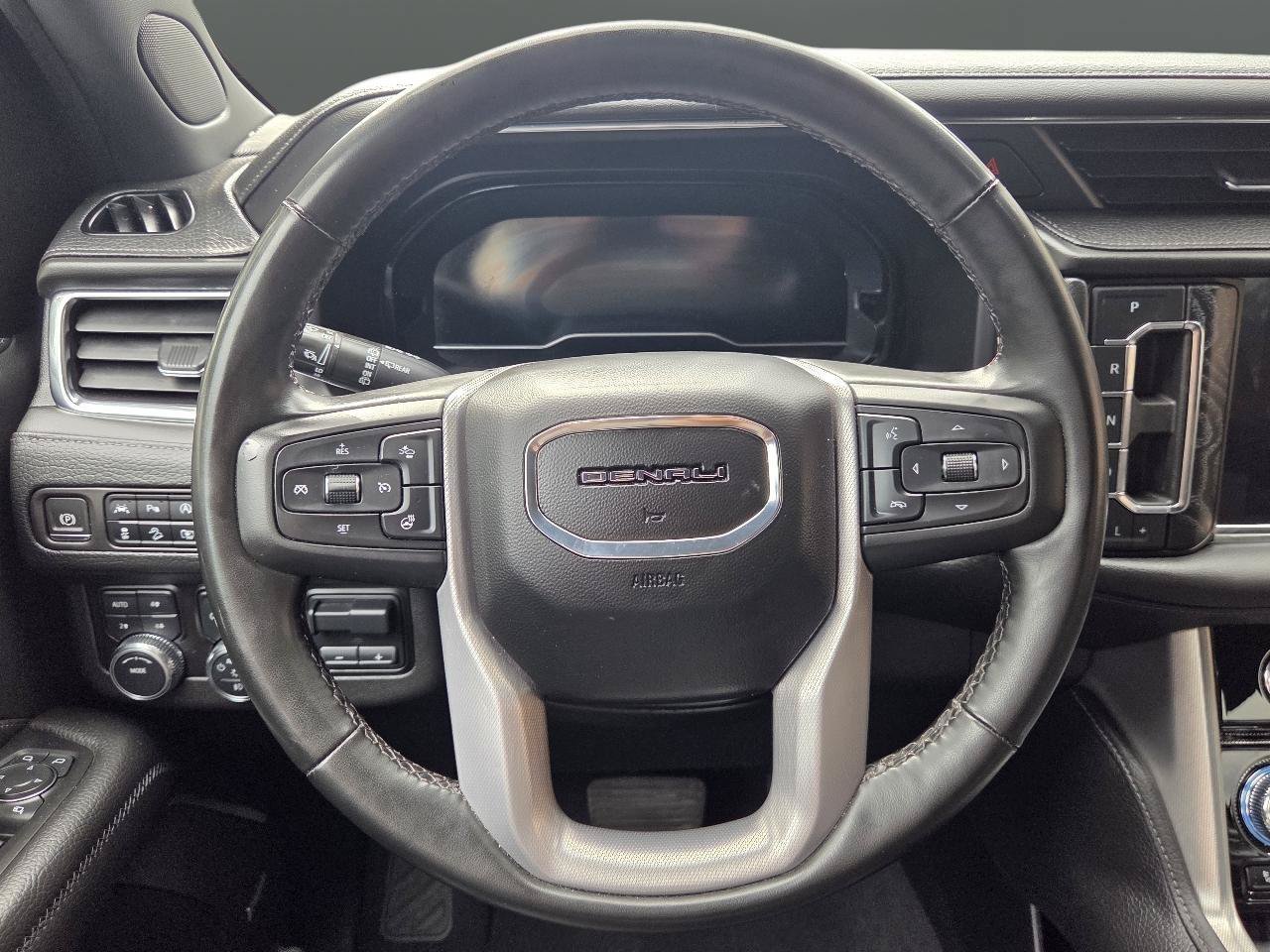Used 2023 GMC Yukon Denali w/ Max Trailering Package AWD/4WD image 25
